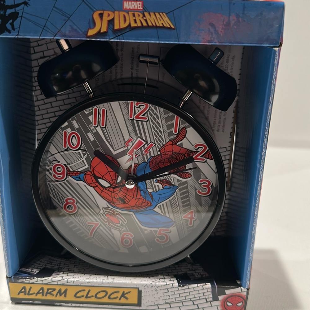 Marvel Spider-Man Alarm Clock with analog Display and Twin Alarm Bell.